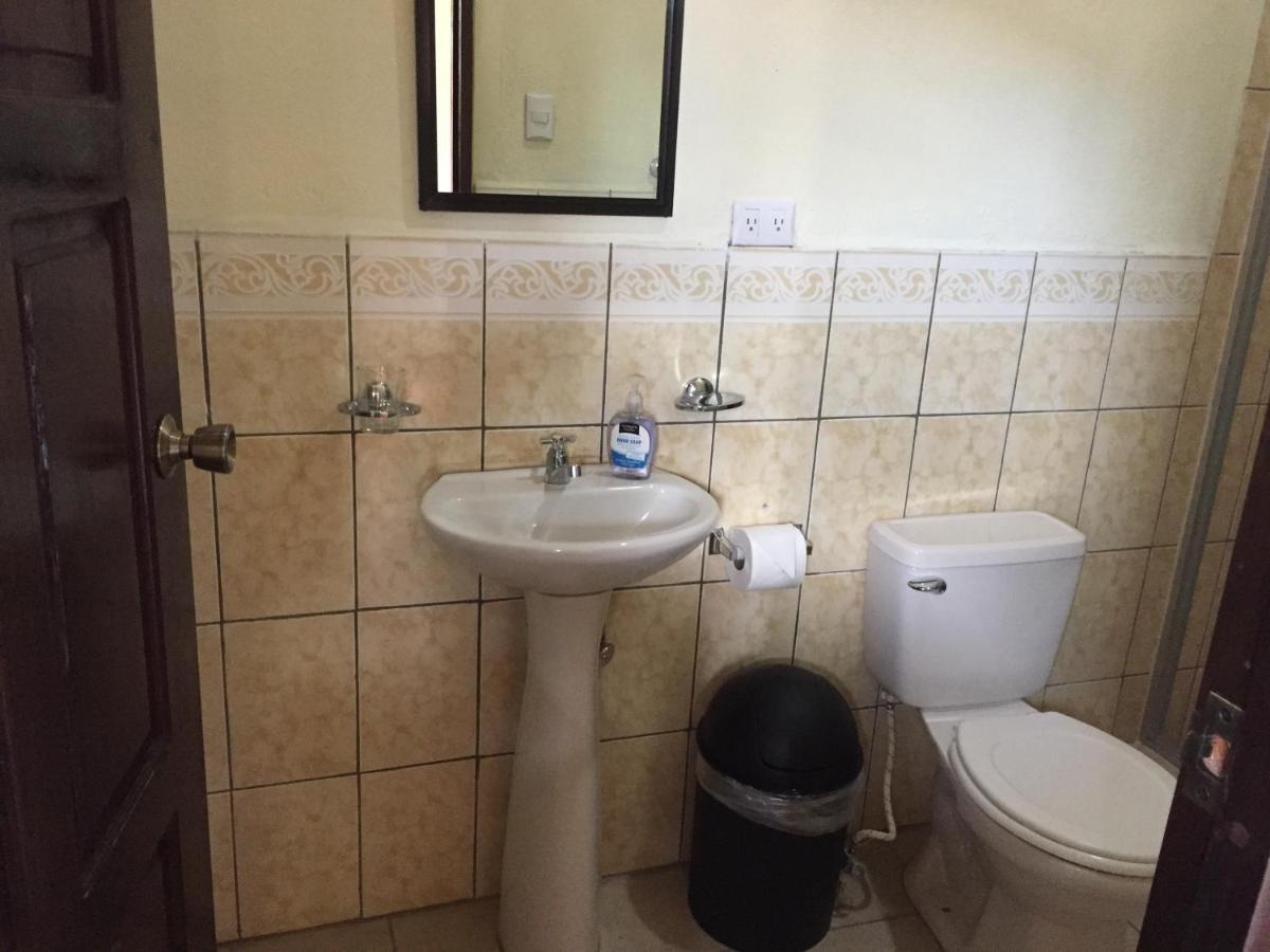 Casa Lula Leon Hostal Cameră foto
